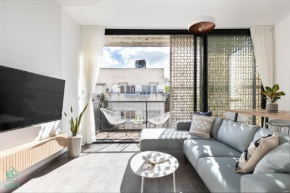 White city Eclectic design Apartments by HOMY
